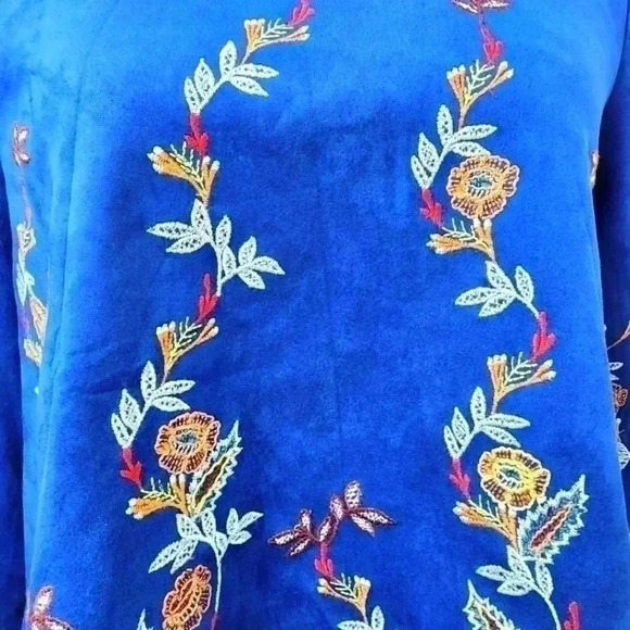 Zara Blue Faux Suede Floral Embroidered Blouse, Size Small Bohemian - Picture 6 of 7